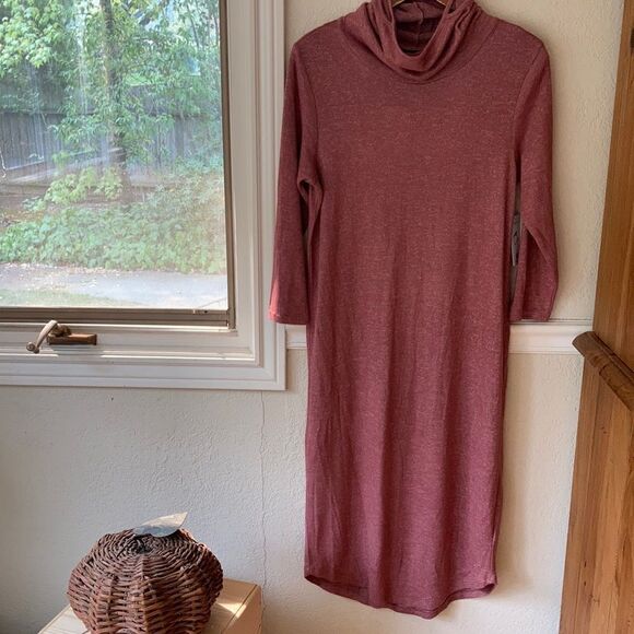 Bobeau Women’s Chic Boho Pullover Cowl Neck MIDI Dress - Picture 3 of 10